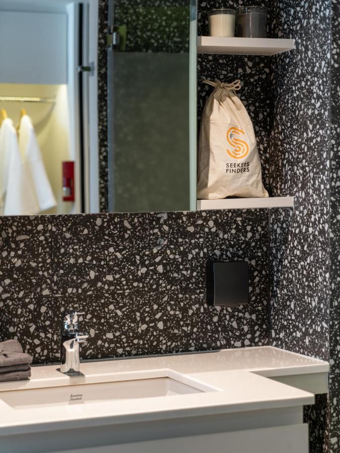 Seekers Finders Rama IV Hotel Surestay Collection By BW 방콕 외부 사진