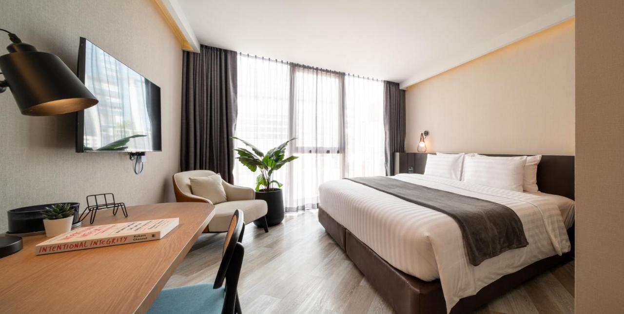 Seekers Finders Rama IV Hotel Surestay Collection By BW 방콕 외부 사진