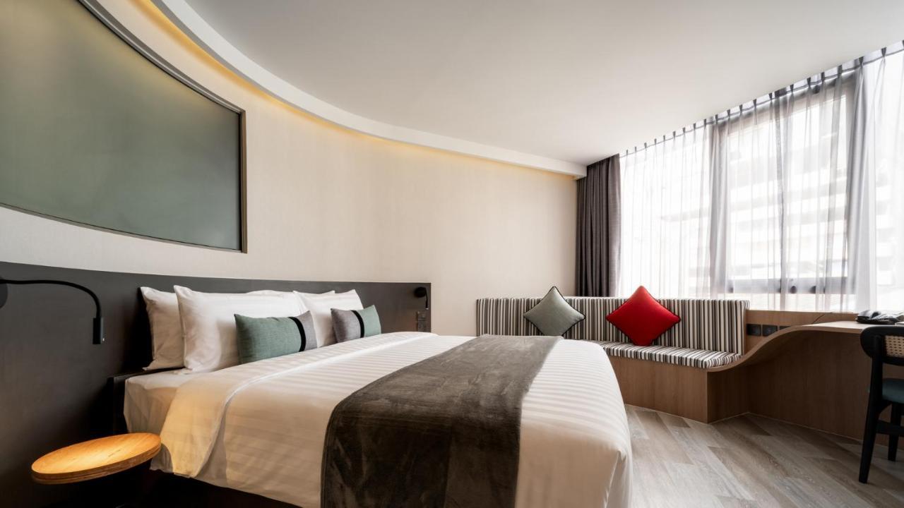 Seekers Finders Rama IV Hotel Surestay Collection By BW 방콕 외부 사진